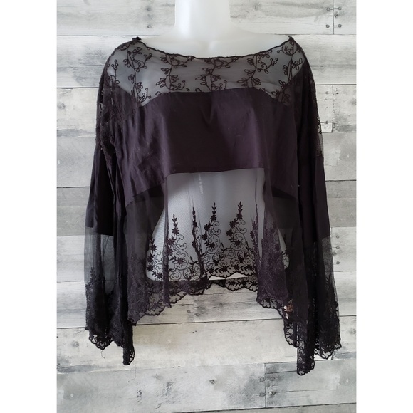 Free People Tops - FREE PEOPLE Black Lace Bell Sleeve Top